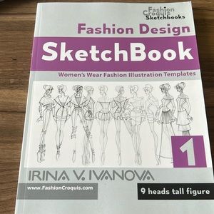 NWOT Fashion Design Sketchbook: Women’s Wear Fashion Illustration Templates.